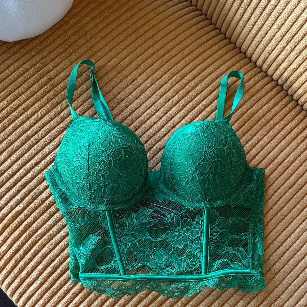 Victoria's Secret Green Lace Very Sexy push up Bustier 32A